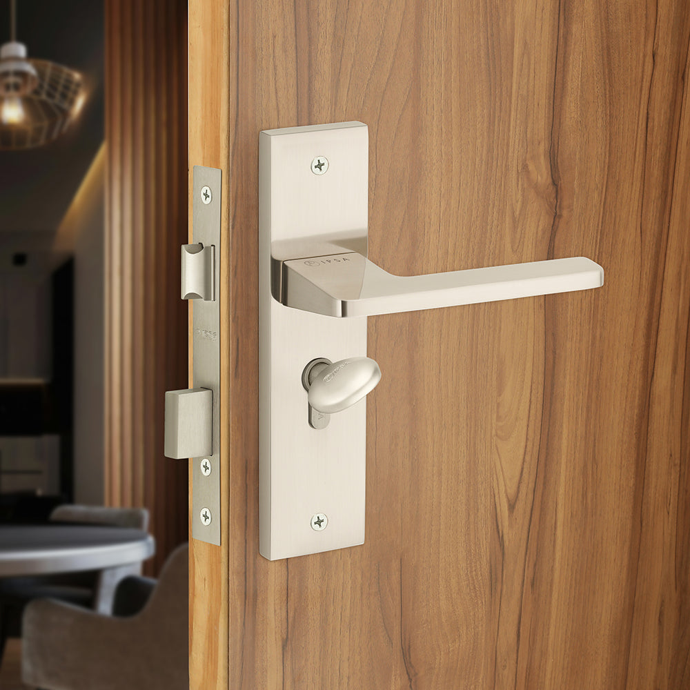 IPSA Cyan Moderna Handle Series on 8" Plate CYS Lockset with 60mm Coin and Knob - Matte Satin Nickel Finish FSS